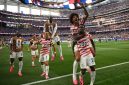 Tim Nasional Amerika Serikat (USMNT) memulai kampanye Piala Dunia 2026 di kandang sendiri dengan kemenangan meyakinkan.