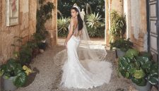 Penyanyi global Dua Lipa kembali menjadi sorotan dunia setelah merilis foto pernikahannya dengan aktor Inggris Callum Turner.