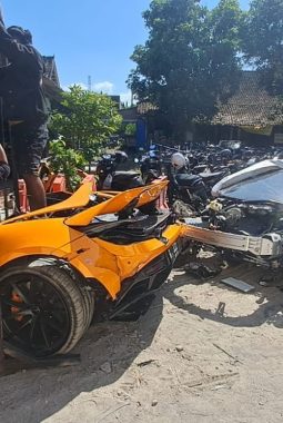 Kronologi Tragis Kecelakaan Andra ST. McLaren 720S Terbelah Dua di Tol