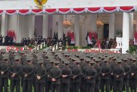 Presiden Prabowo Subianto menyampaikan pesan mendalam kepada para perwira remaja TNI dan Polri. Dalam sambutannya,