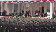 Presiden Prabowo Subianto menyampaikan pesan mendalam kepada para perwira remaja TNI dan Polri. Dalam sambutannya,