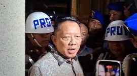 Kasus kepemilikan emas seberat 74 kilogram masih menjadi teka-teki yang menarik perhatian publik.