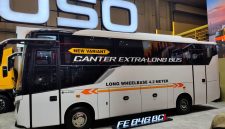 Mitsubishi Fuso memperkuat posisinya di segmen kendaraan niaga Indonesia dengan meluncurkan Canter Extra Long Bus (Canter FE 84G BCL) pada ajang Gaikindo Indonesia International Auto Show (GIIAS) 2026.