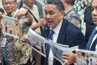 Pengacara kondang Hotman Paris Hutapea angkat bicara soal kasus yang menimpa Febrie Adriansyah,