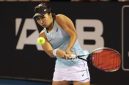 Petenis Indonesia Aldila Sutjiadi kembali menorehkan prestasi gemilang di tur dunia. Berpasangan dengan Erin Routliffe (Selandia Baru),