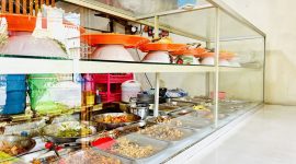 Warteg atau Warung Tegal sudah lama menjadi bagian tak terpisahkan dari kehidupan sehari-hari masyarakat kota.