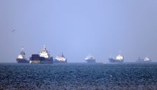Amerika Serikat dinilai semakin mengandalkan tekanan ekonomi dan blokade laut untuk menekan Iran, alih-alih terus memperluas serangan militer.