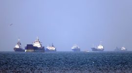 Amerika Serikat dinilai semakin mengandalkan tekanan ekonomi dan blokade laut untuk menekan Iran, alih-alih terus memperluas serangan militer.
