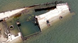 Gelombang panas dan kekeringan ekstrem yang melanda Eropa pada musim panas 2026 membuat permukaan air Sungai Danube turun drastis hingga mencapai rekor terendah di sejumlah titik.