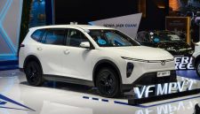 VinFast menghadirkan jajaran kendaraan listriknya di Gaikindo Indonesia International Auto Show (GIIAS) 2026, termasuk VF MPV 7.
