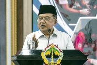 Pernyataan bahwa kepala daerah tidak boleh hanya menunggu transfer dana dari pusat kembali mengemuka dalam diskusi publik.