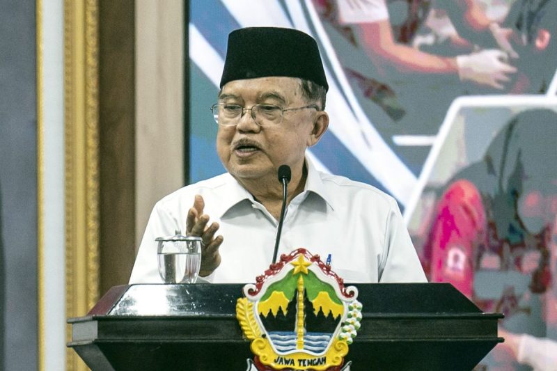 Pernyataan bahwa kepala daerah tidak boleh hanya menunggu transfer dana dari pusat kembali mengemuka dalam diskusi publik.