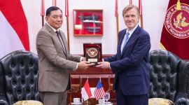 Menteri Pertahanan RI Sjafrie Sjamsoeddin menerima kunjungan US Under Secretary of War for Policy, Elbridge A. Colby,