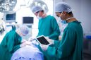 Rekomendasi Pengurus Besar Ikatan Dokter Indonesia (PB IDI) mengenai standar pendapatan minimum dokter kembali memicu diskusi publik.