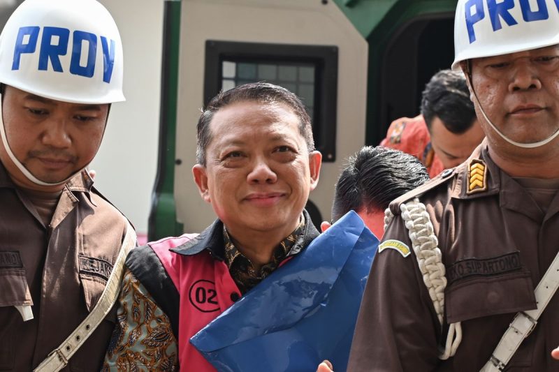 Pernyataan mantan Jaksa Agung Muda Bidang Tindak Pidana Khusus (Jampidsus) Febrie Adriansyah mengenai “data abadi”