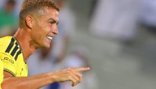Cristiano Ronaldo kembali menunjukkan ketajamannya. Dalam laga Liga Pro Arab Saudi,