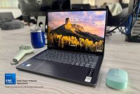 Mahasiswa saat ini membutuhkan laptop yang tidak hanya mampu mengerjakan tugas harian,
