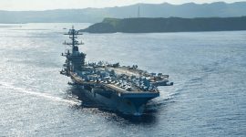 Amerika Serikat memperkuat kehadiran militernya di Timur Tengah dengan mengerahkan kelompok tempur kapal induk ketiga,