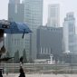Pemerintah Singapura memanggil sejumlah eksekutif senior dari perusahaan yang diduga terkait kebakaran hutan dan lahan (karhutla) di Indonesia.