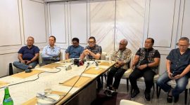 Sejumlah mantan anggota Komisi II DPR periode 2019–2024 menegaskan bahwa Pasal 18 ayat (3) dalam Peraturan KPU (PKPU) Nomor 19 Tahun 2023 tentang Pencalonan Presiden dan Wakil Presiden tidak pernah dibahas dalam rapat bersama Komisi Pemilihan Umum (KPU).